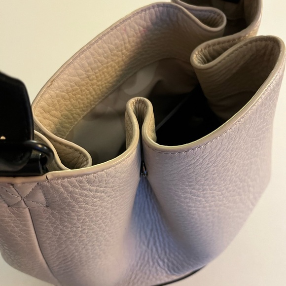 DAGNE DOVER Ava Leather Bone Onyx Bucket Bag w/ Camo lining - Picture 7 of 10